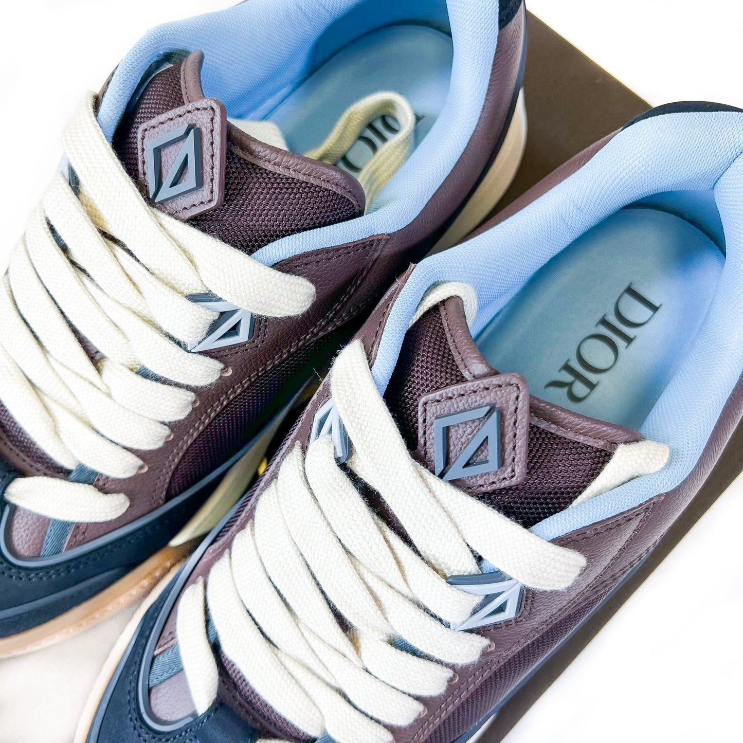 Dior B713 x Cactus Jack ‘Limited Edition Numbered Sneaker - supergl0rious