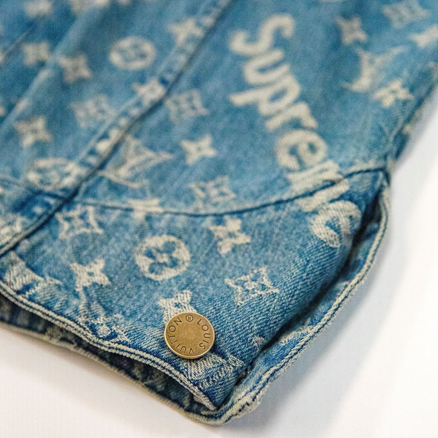 Supreme x Louis Vuitton Jacquard Denim Chore Coat - supergl0rious