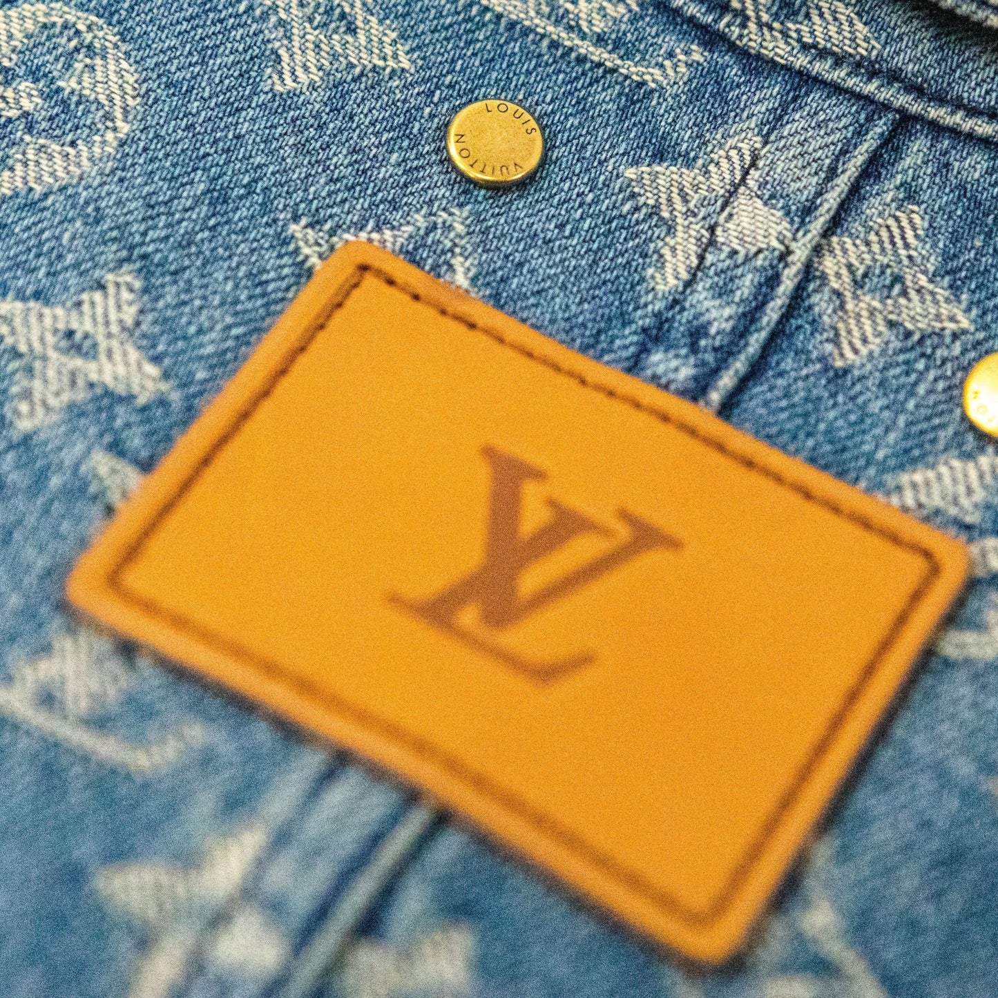 Supreme x Louis Vuitton Jacquard Denim Chore Coat - supergl0rious